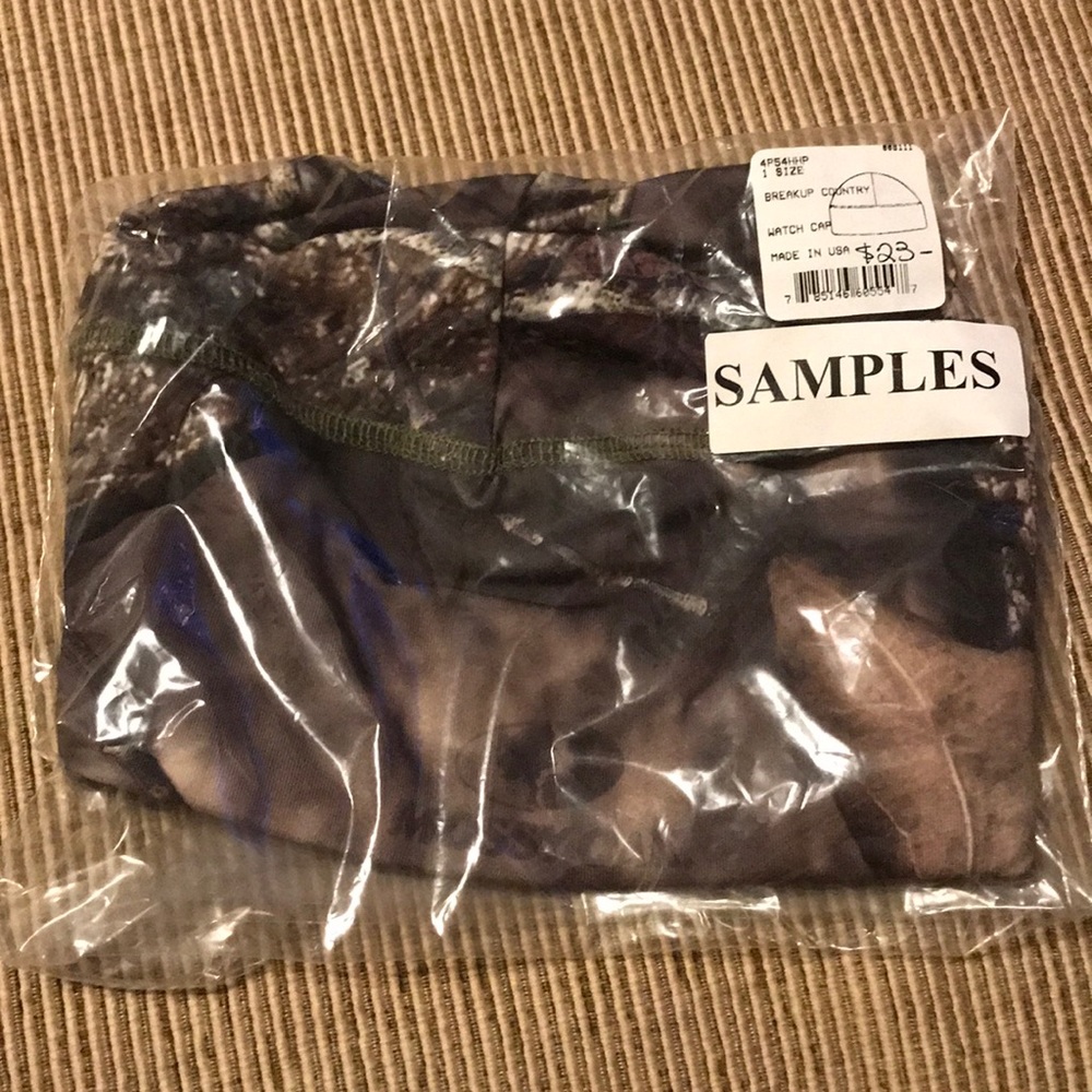 XGO (4) Mossy Oak Break Up Country Watch Cap - Picture 5 of 5
